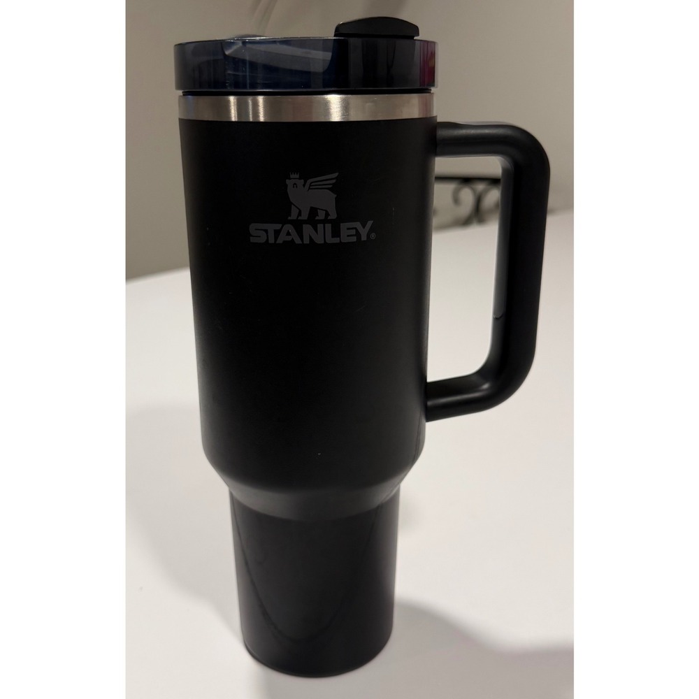Stanley Quencher H2.0 FlowState Tumbler 40oz Matte Black Insulated Cup 20-03736